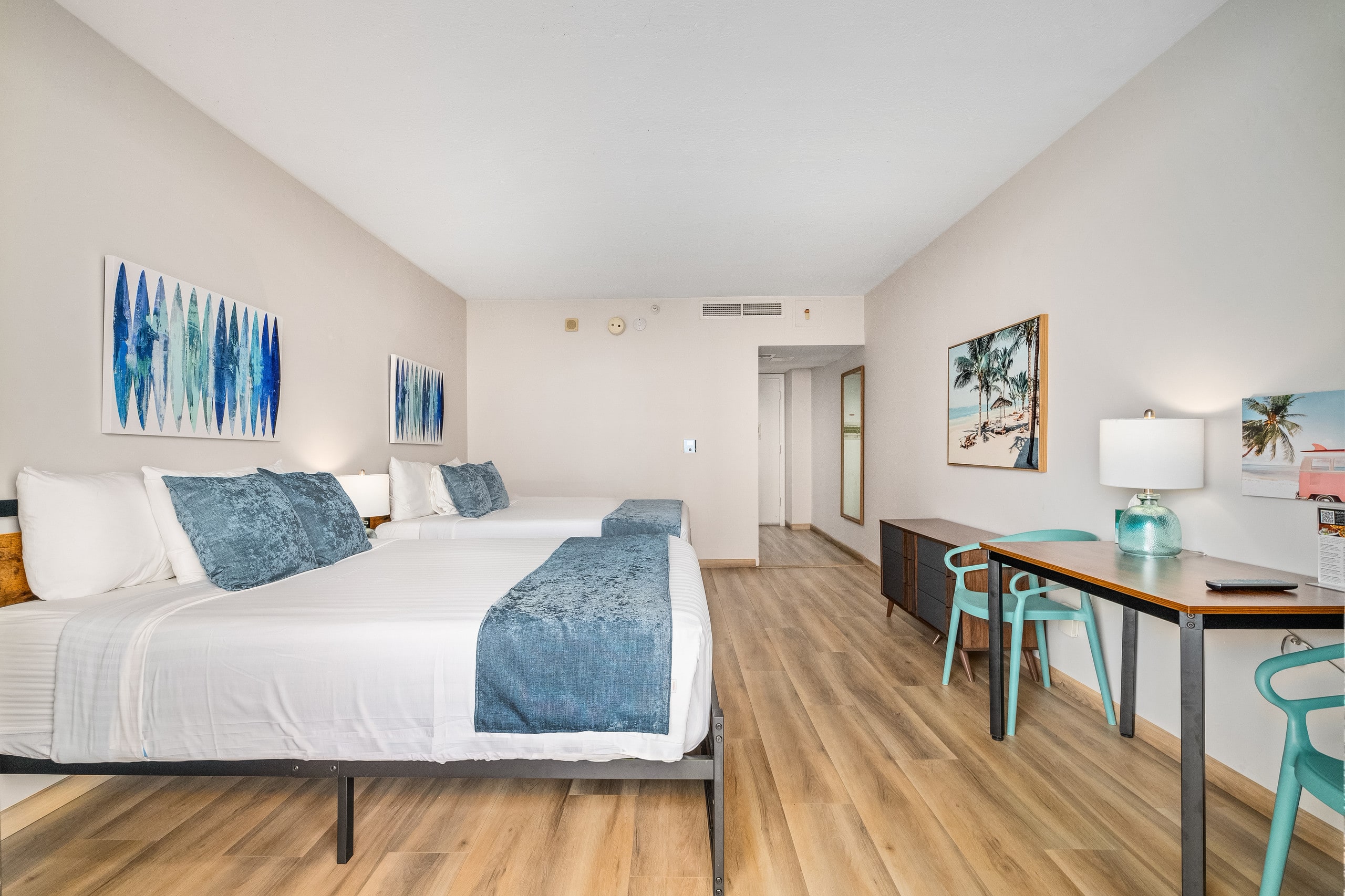 Waikiki studio w/ pool & gym Parking Space Inclded - Image 37