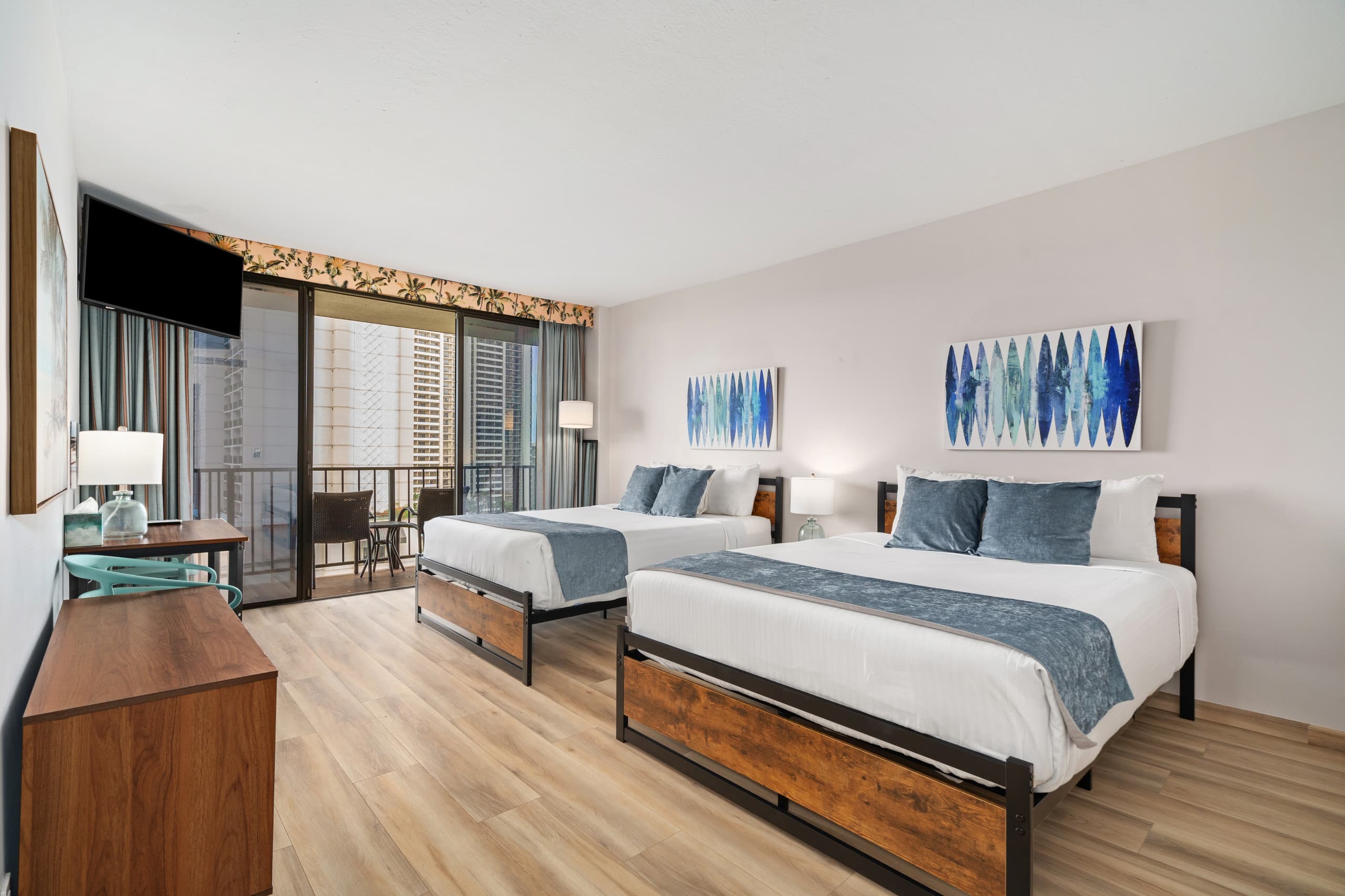 Waikiki studio w/ pool & gym Parking Space Inclded - Image 34