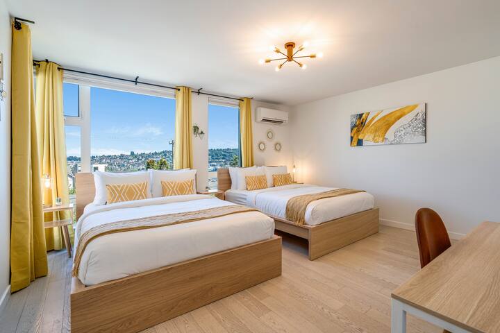 Stunning Queen Anne 4B3B w/ Lake Views & Rooftop gallery image 4