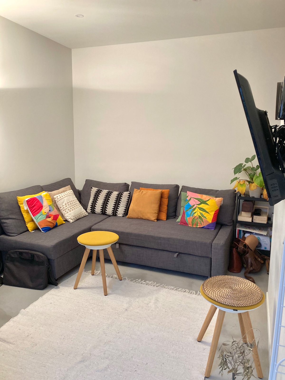 Apartment Centre Ville IssylesMoulineaux Apartments for Rent in