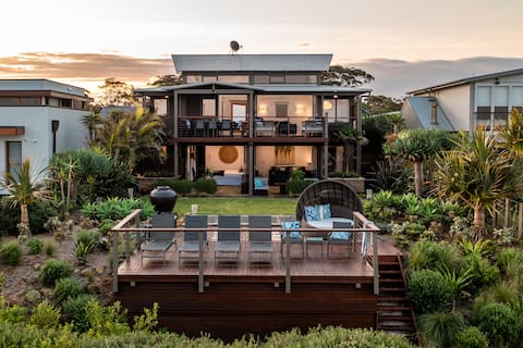 'Villa Salina' -  Barefoot luxury on Callala Beach