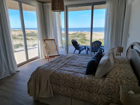 Anuncio de Airbnb popular: Oceanfront apartment. Northbeach. Pinamar. en Partido De Pinamar