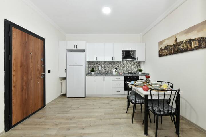 İstanbul Şişli Merkezde Modern 2+1 Daire | Konfor gallery image 4