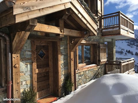 Top Airbnb: Chalet 8/10 people 75 m2 south-facing mountain view à Saint François Longchamp