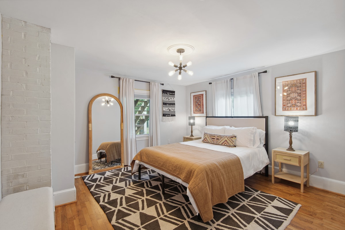 Chumba cha kulala #3 - godoro la povu la kumbukumbu ya malkia, mito ya gel + karatasi za hesabu za nyuzi za 1800