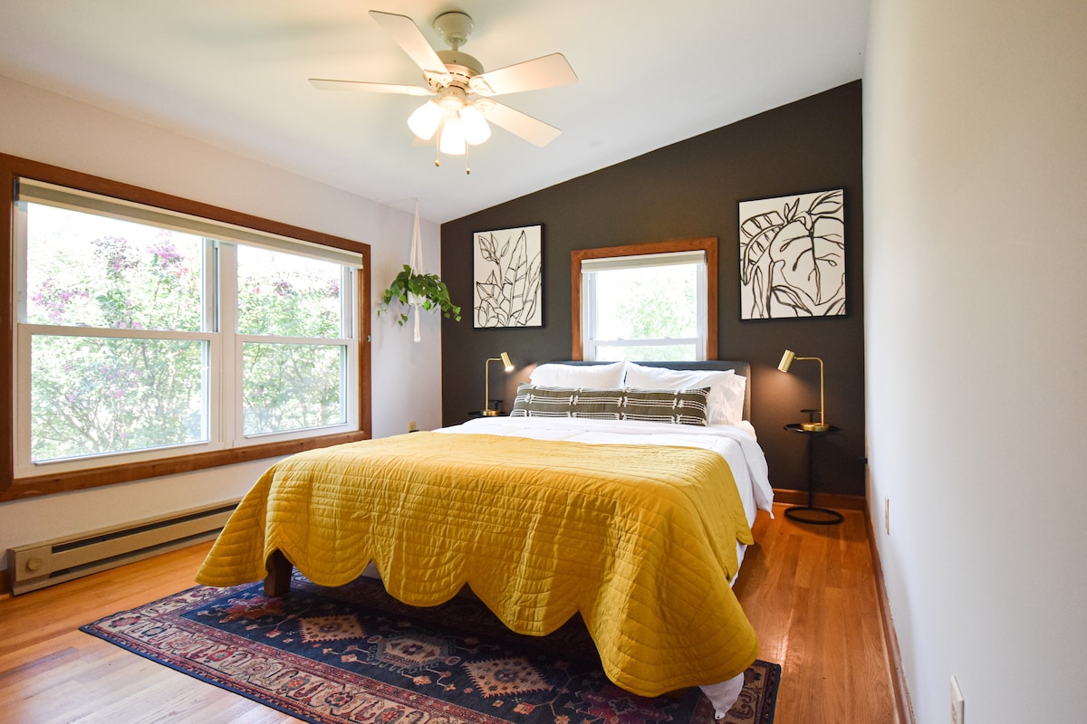 Master chumba cha kulala - malkia kumbukumbu povu godoro w/gel mito + 1800 thread kuhesabu shuka