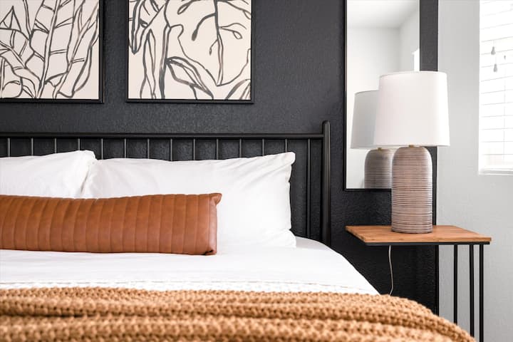 Bedroom 2 - shares bathroom with Bedroom 3