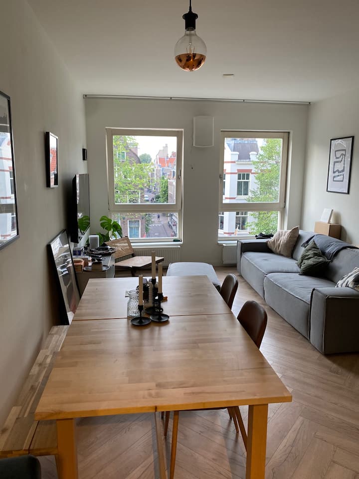 1 Bedroom Apartment Centre of Jordaan Apartments for Rent in Amsterdam, NoordHolland