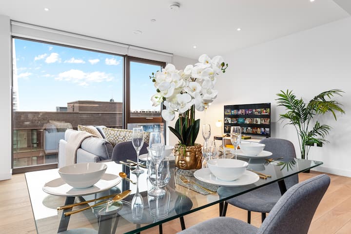 Central London New 2 bedrooms Riverview - Condominiums for Rent in ...