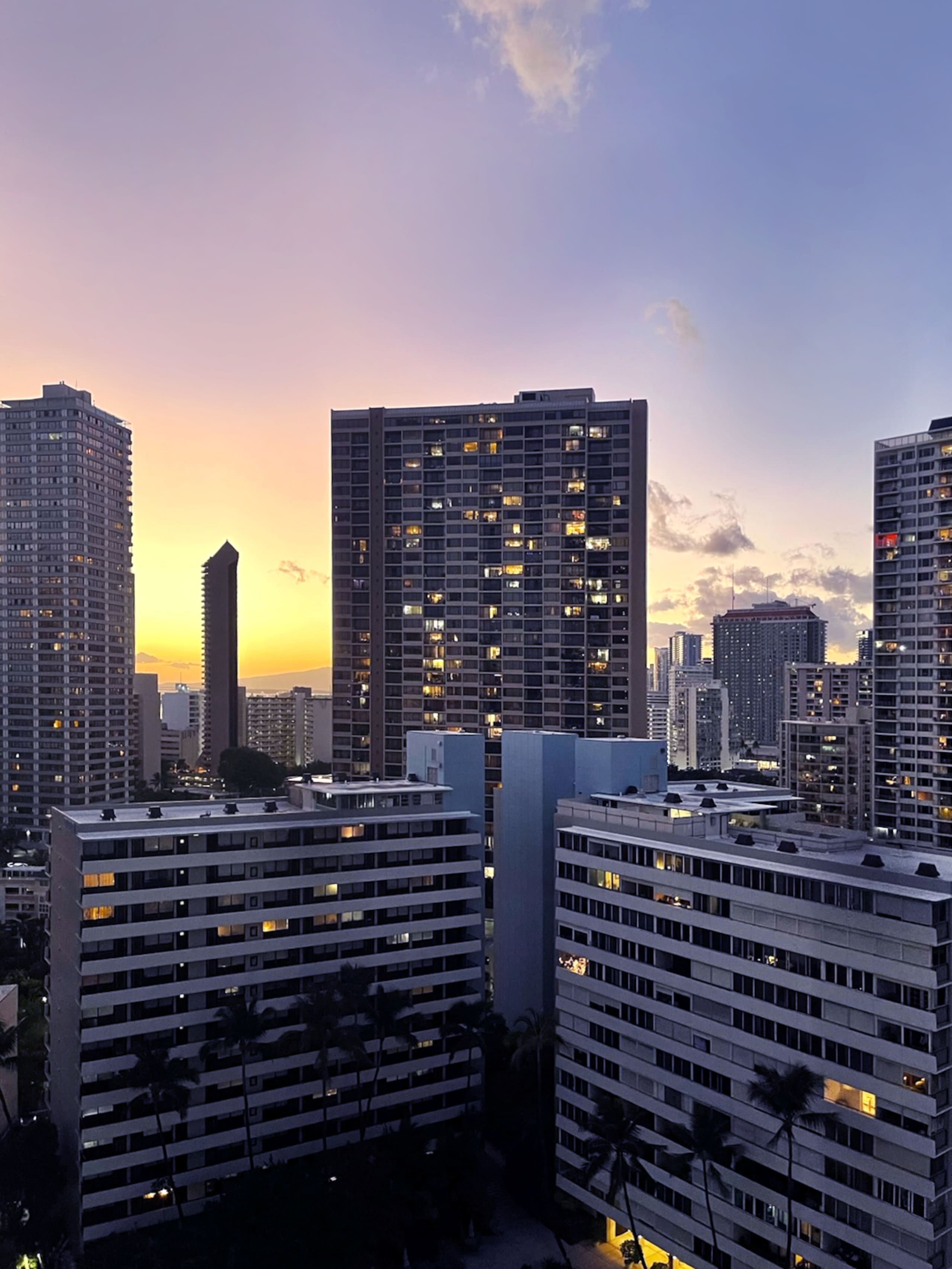 Condo in Honolulu · ★4.93 · 1 bedroom · 1 bed · 1 bath - Image 15