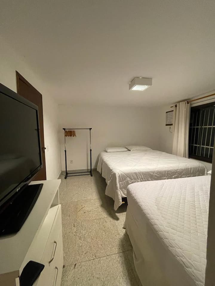 Dhomë gjumi 4