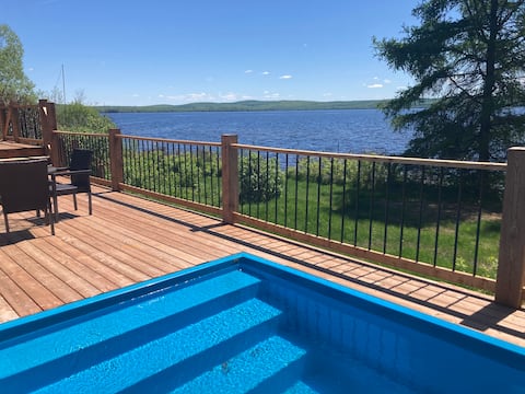 Fleur De Lys Cozy Cottage in Nominingue Canada