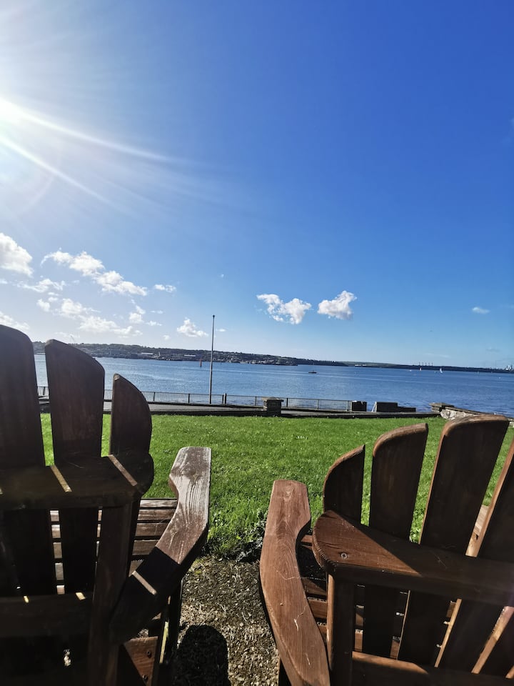 Waterfront home with fabulous views. Houses for Rent in Neyland