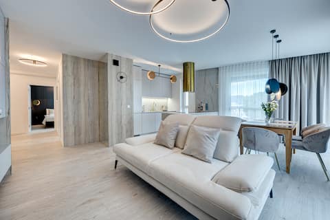 Popular Airbnb listing: Apartment by Kate with free Parking space in Szczecin