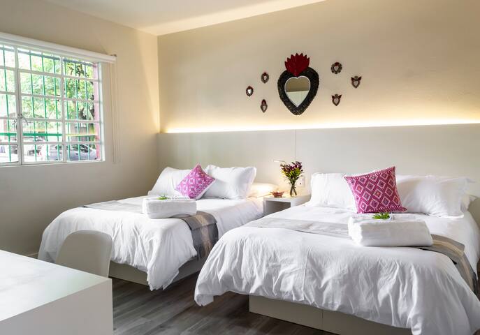 Dazzling house in Coyoacan gallery image 4