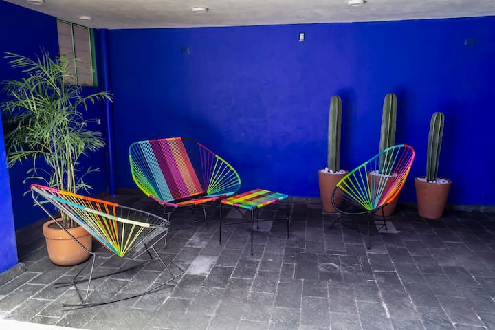 Dazzling house in Coyoacan gallery image 2