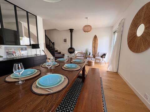 Premium house 300m beach and shops