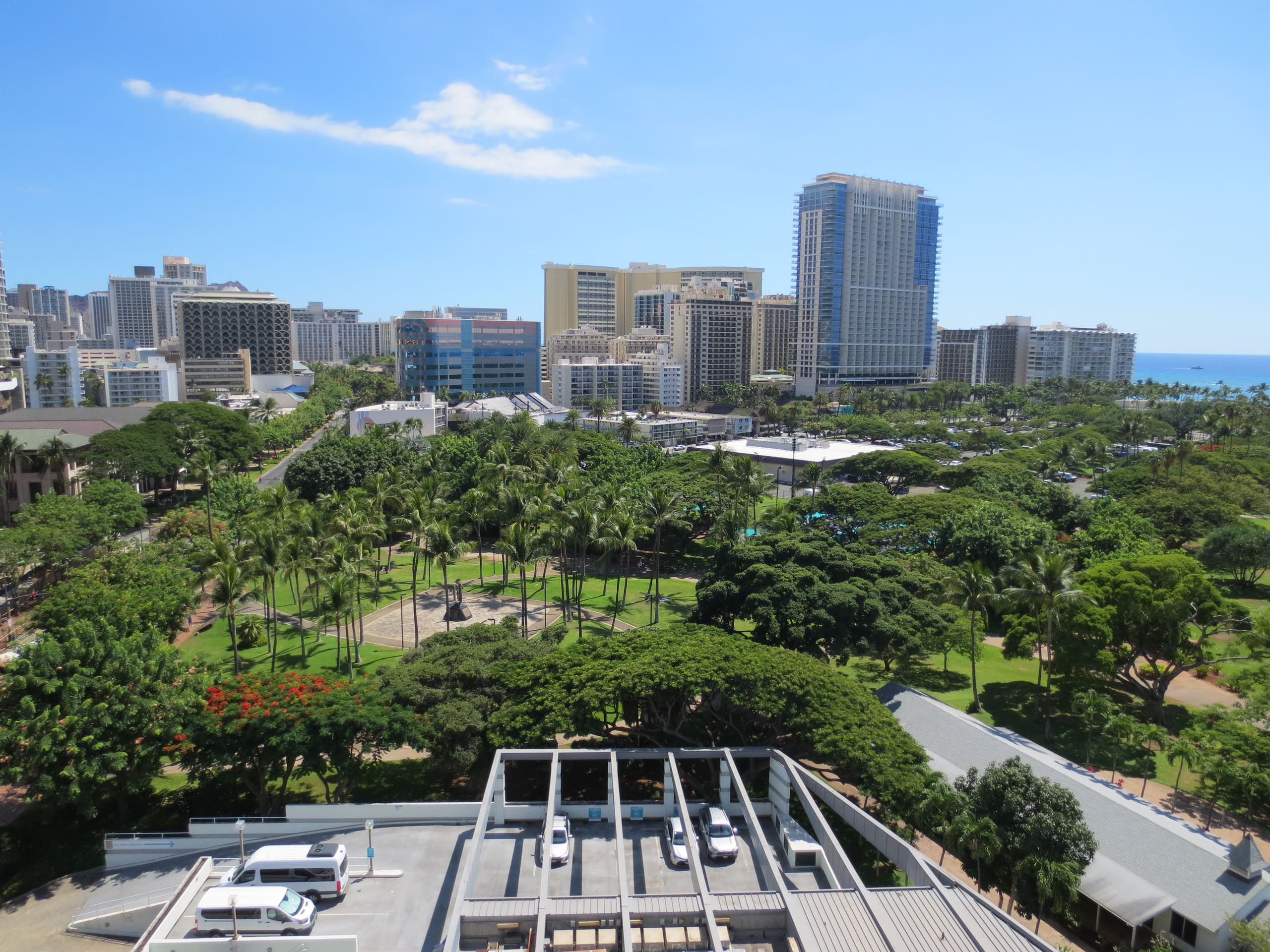 Resort in Honolulu · ★4.97 · Studio · 2 beds · 1 private bath - Image 44