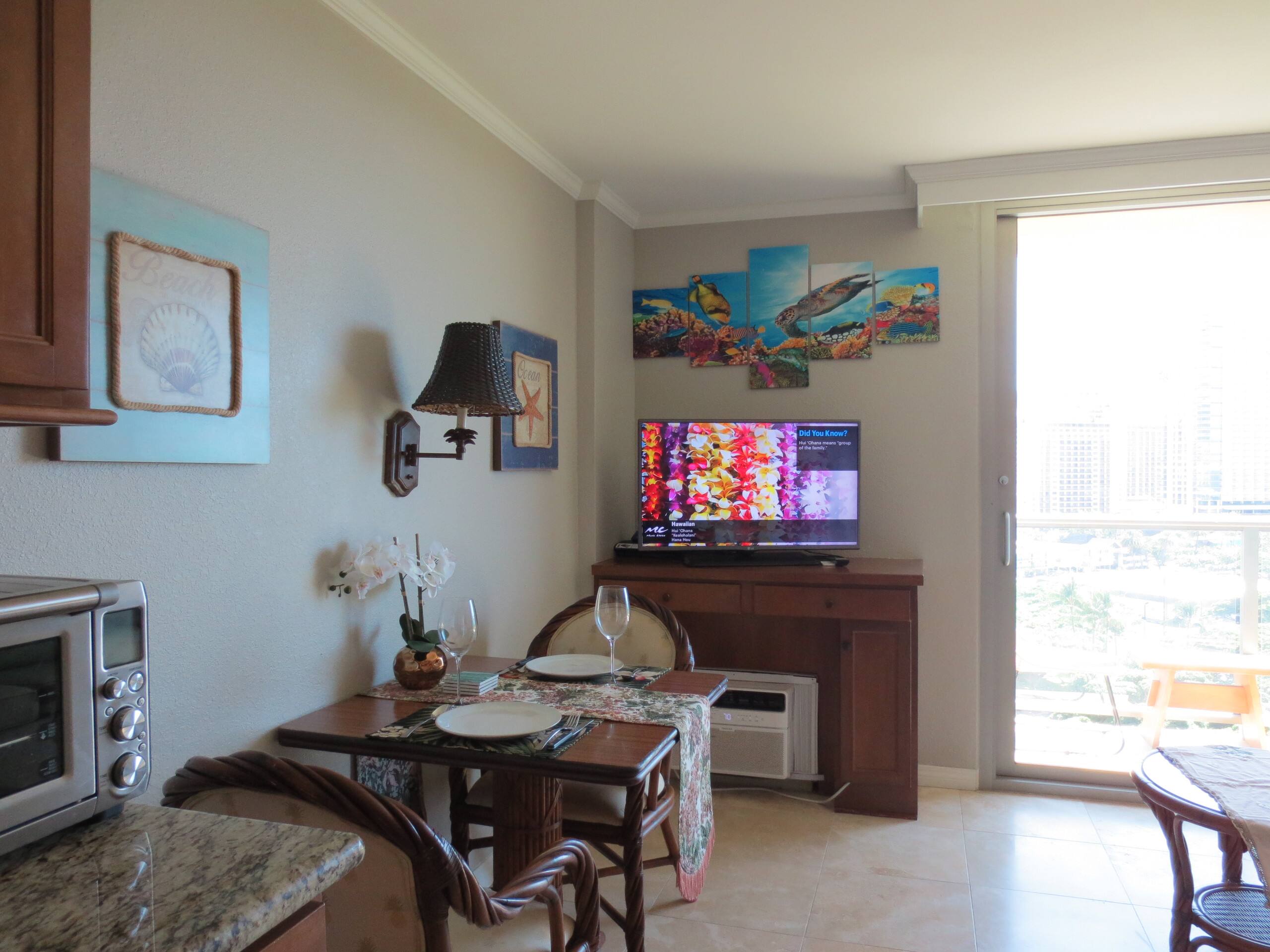 Resort in Honolulu · ★4.97 · Studio · 2 beds · 1 private bath - Image 12