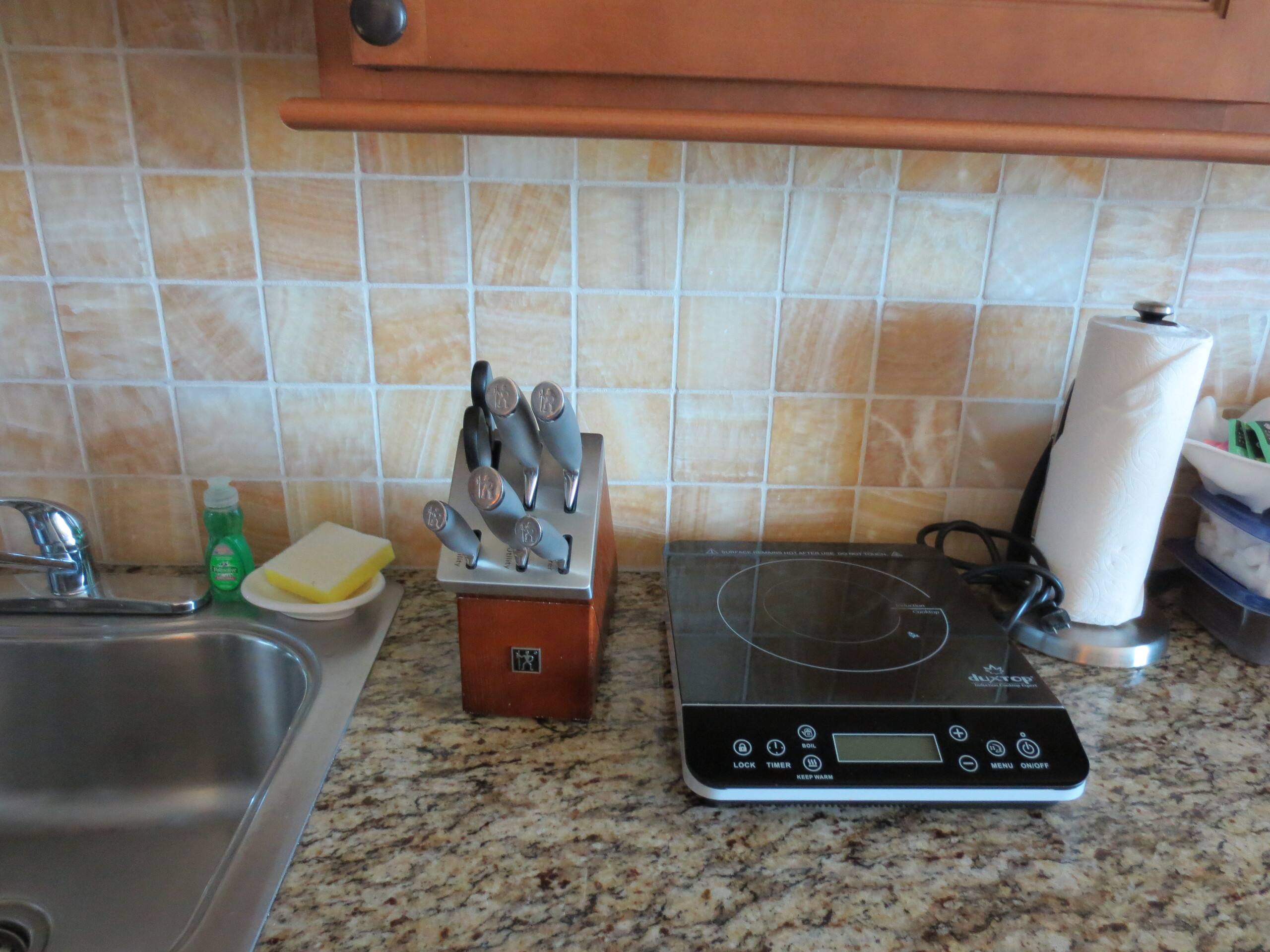 Resort in Honolulu · ★4.97 · Studio · 2 beds · 1 private bath - Image 24