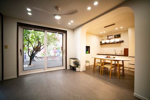 Stay Tassum! Private & Charcoal Barbecue + Love House (Chowon Photo Studio/Lee Seong-dang - 1 minute