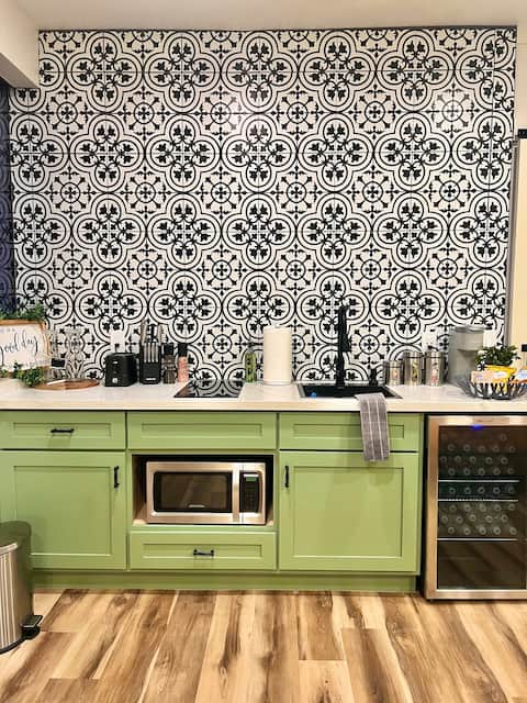 Top performing Airbnb: COZY GUEST SUITE near Downtown & Skyharbor AirPort in South Mountain