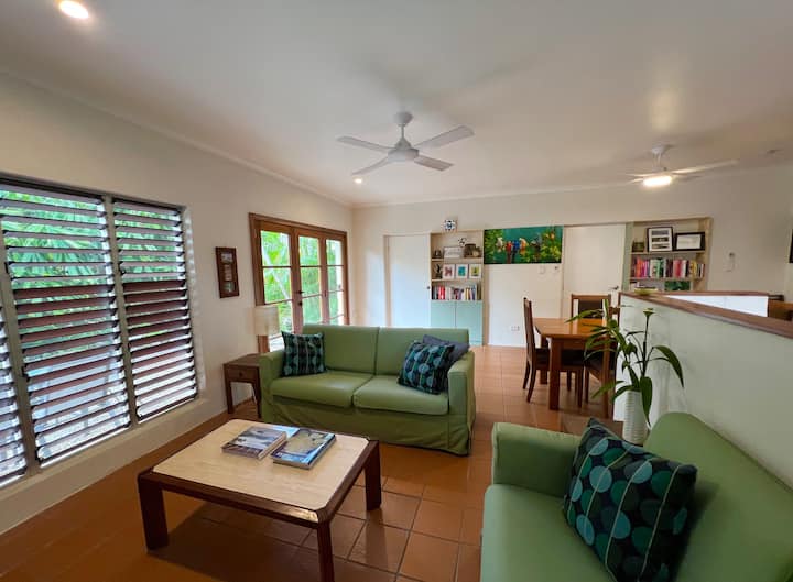 Wildlife Villa - 3 Bedroom House, Tropical Pool - Port Douglas
