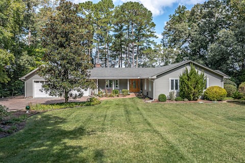 Private, Riverfront Retreat, with Huge Pool