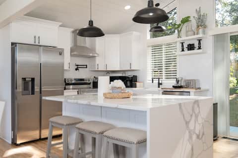 Cheerful 3 bedroom house in Edmonds