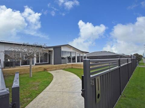 Modern 4 Bedroom Home with Space and Convenience