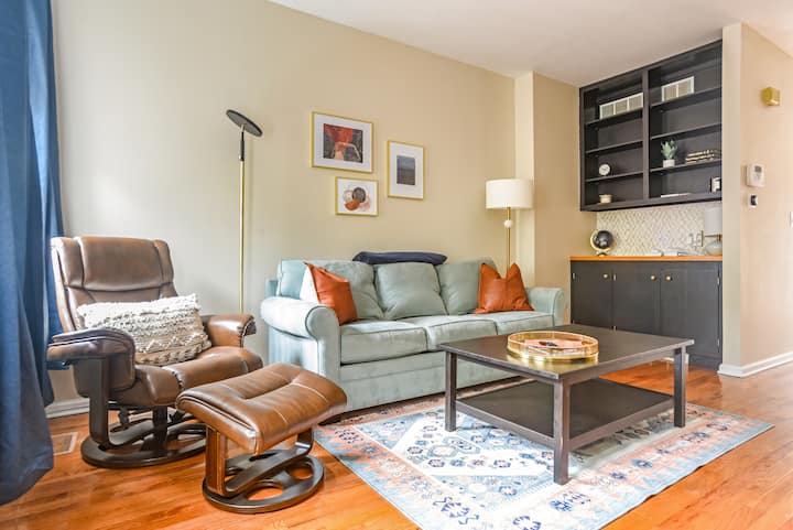 Near Wilmington Hospital! Perfect For Nurses - Wilmington, DE