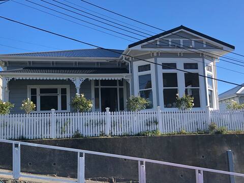 Exquisite central city luxury 3 bedroom villa