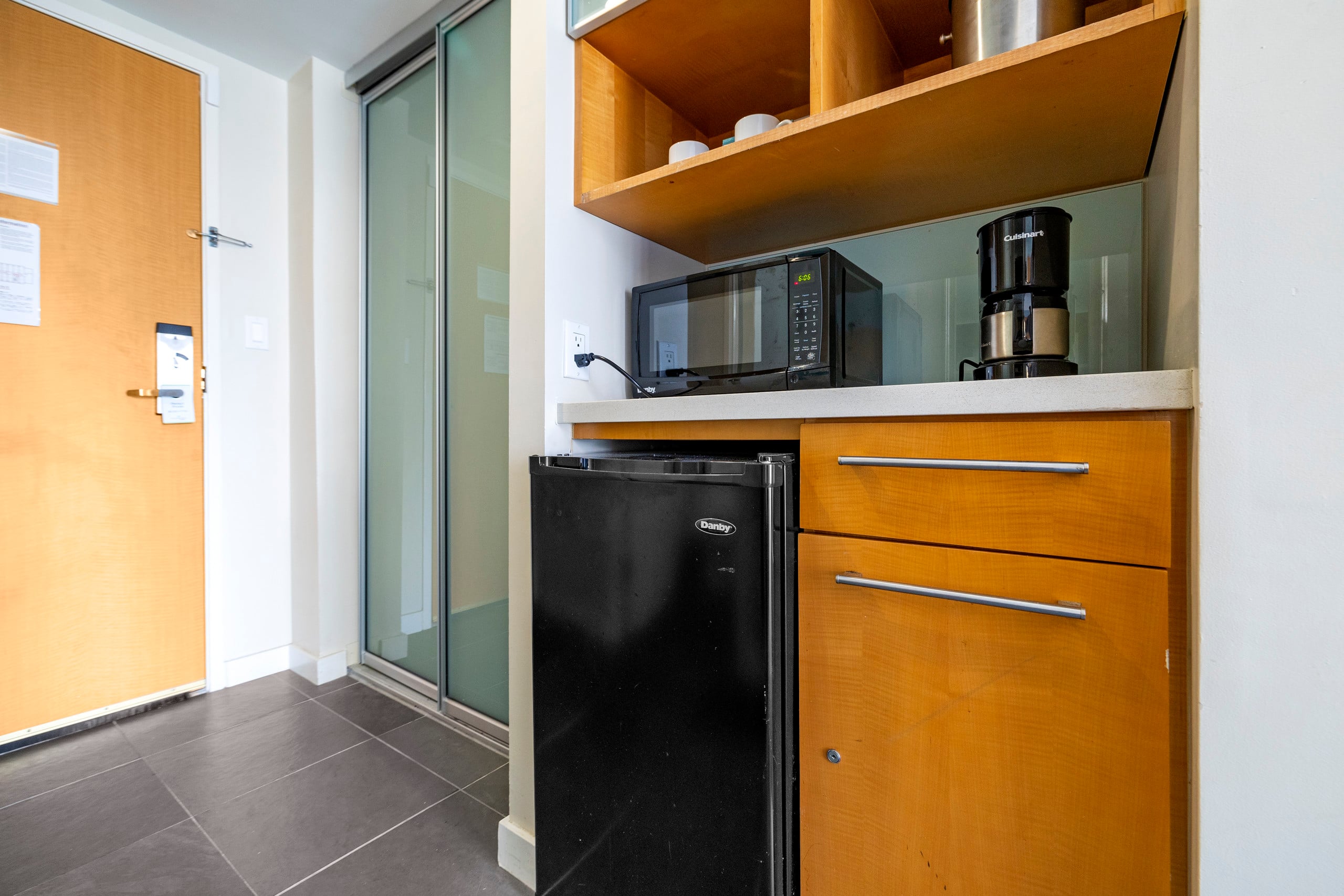 Condo in Honolulu · ★4.81 · 1 bedroom · 1 bed · 1 private bath - Image 3