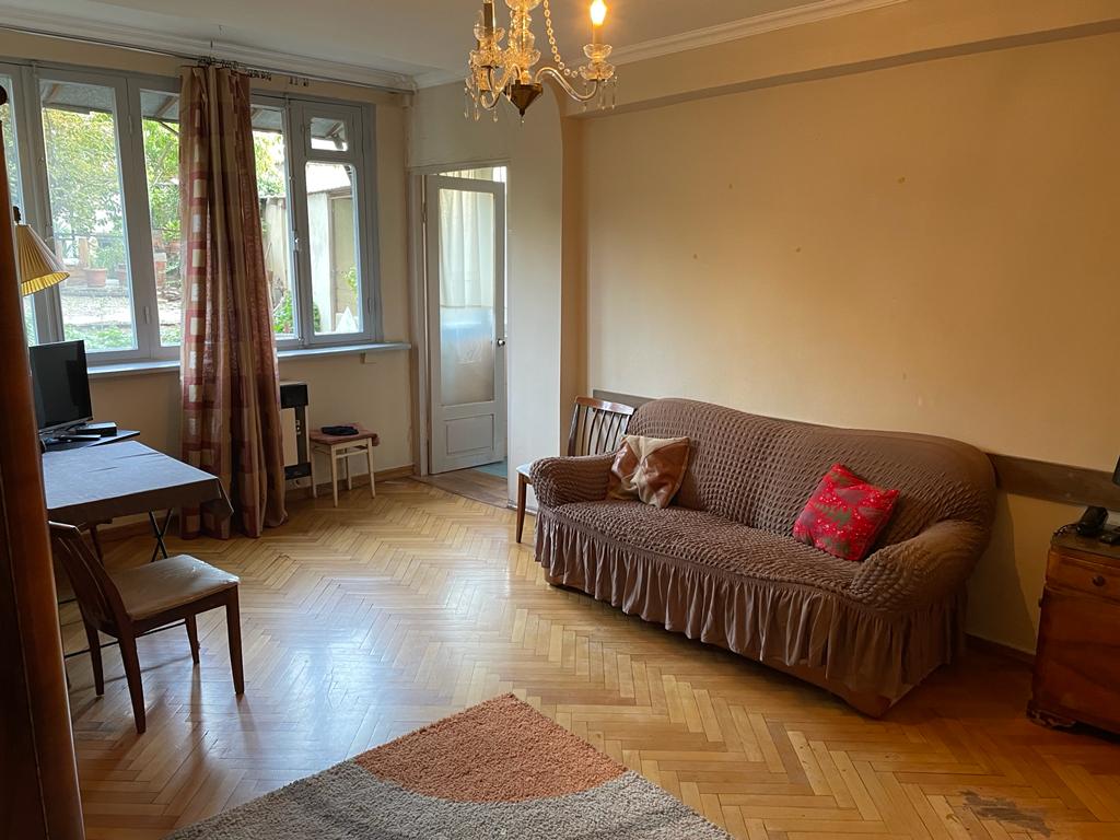 Трехкомнатная квартира в батуми. Ваке тбилиси квартиры. Tiblisi kwartira. Квартира вторичка в тбилиси. Тбилиси ваке улица кипшидзе.