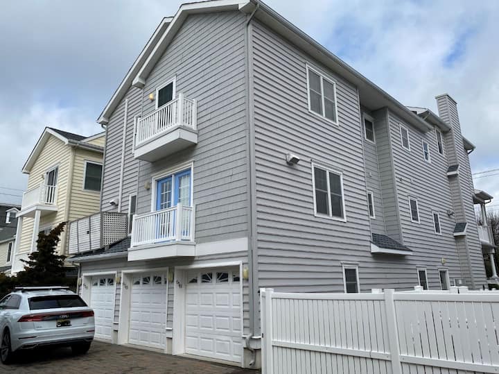 An Amazing Home In The Heart Of Ocean City, Nj! - Ocean City, NJ