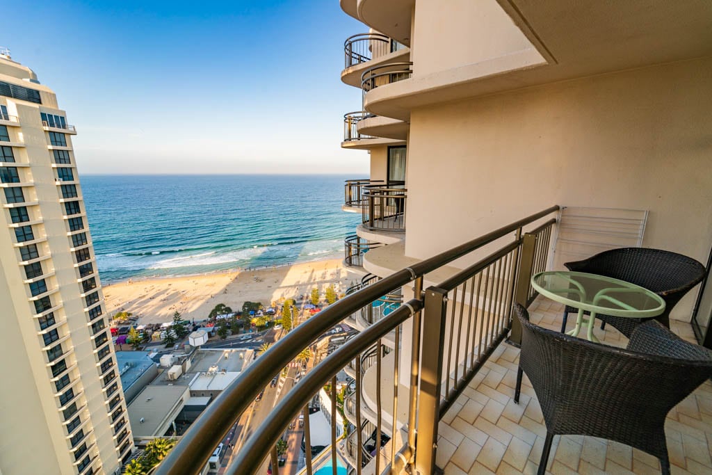 Beachcomber Resort - Surfers Paradise Accommodation