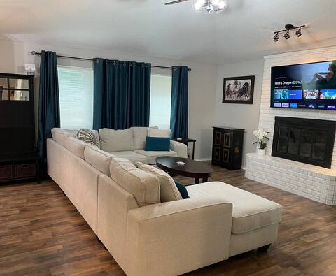 Roomy 2 BR 2 BA with private carport