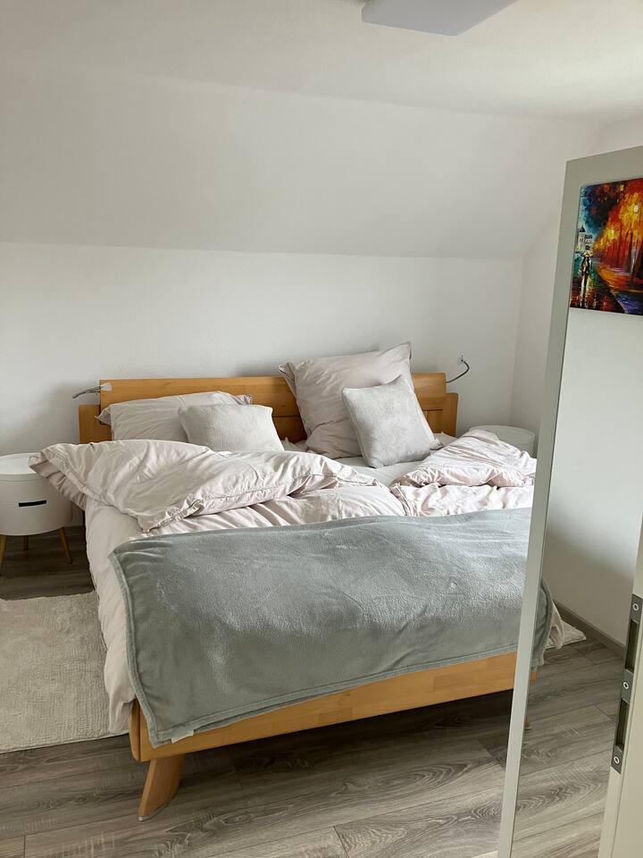 Chambre 3 (derrière la chambre) avec lit double (2,00 m de large)