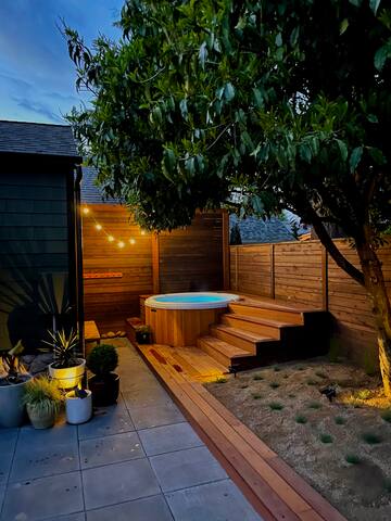 Luxurious, Cozy Bungalow w/ Private Yard + Hot Tub gallery image 2