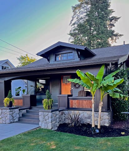 Luxurious, Cozy Bungalow w/ Private Yard + Hot Tub