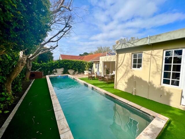 Tranquil and spacious home with crafted finishes gallery image 4