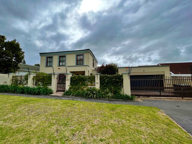 Tranquil and spacious home with crafted finishes gallery image 2