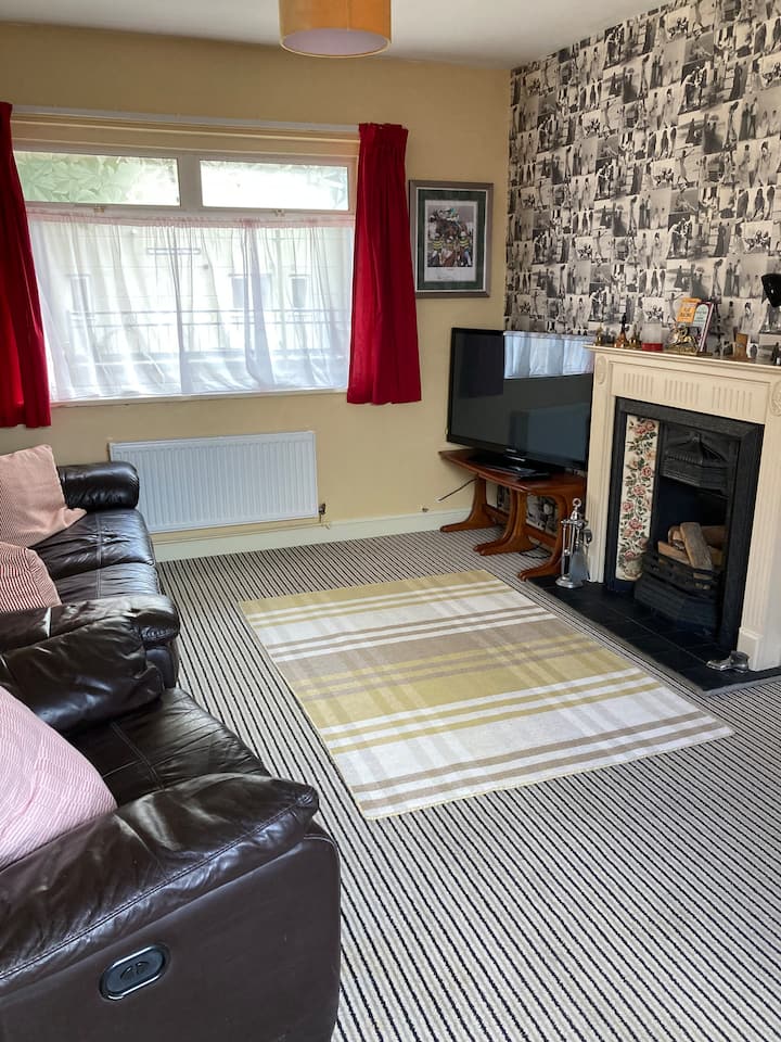 Smart 2 Bed House In Central Location with parking Houses for Rent in York, England, United