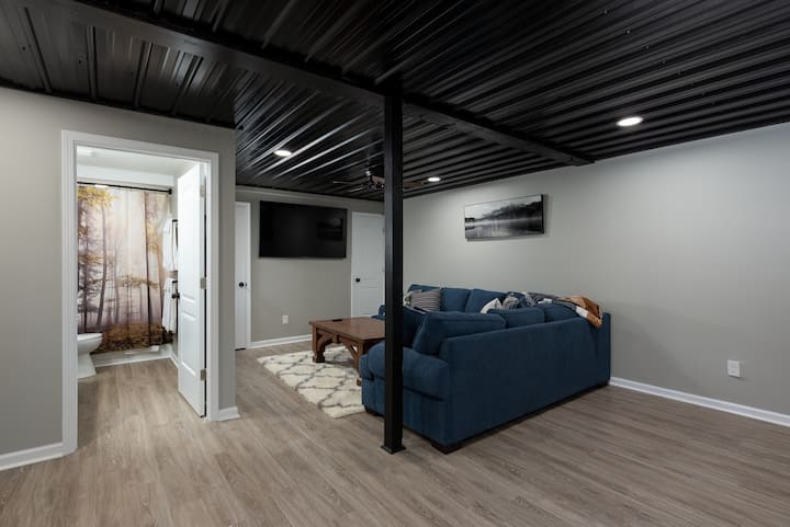 Salle médias au sous-sol