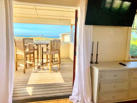 Vista House *Hot Tub* *Luxury/Waterfront*