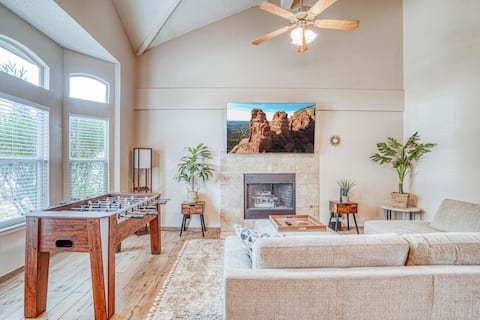 Starry Mountain Vista Private Pool, & Hot Tub!
