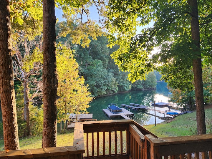 Lake Keowee Lake House Vacation Rentals South Carolina, United States