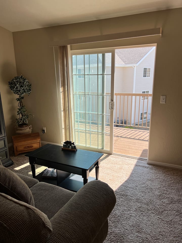 3 Bedroom, 2 Bathroom, Full Kitchen - Green River, WY