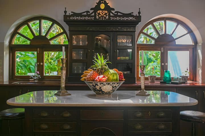 Full kitchen image 1