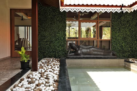 Privy Stays- Luxe Villa, Alibag